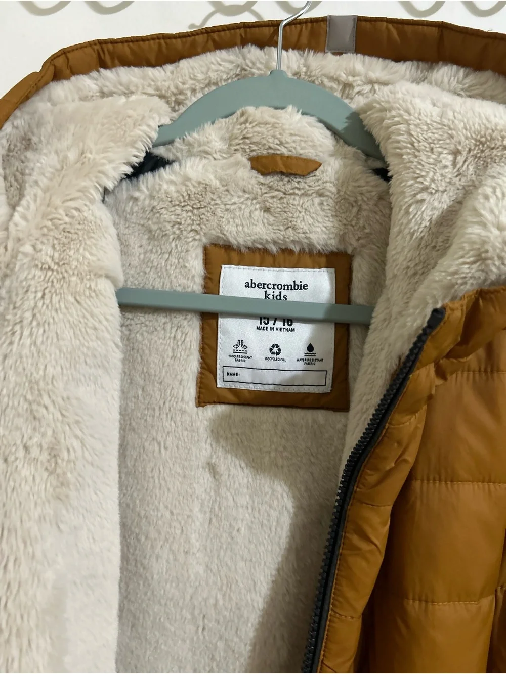abercrombie kids Hooded Quilted Puffer Jacket in Caramel Brown size 15/16